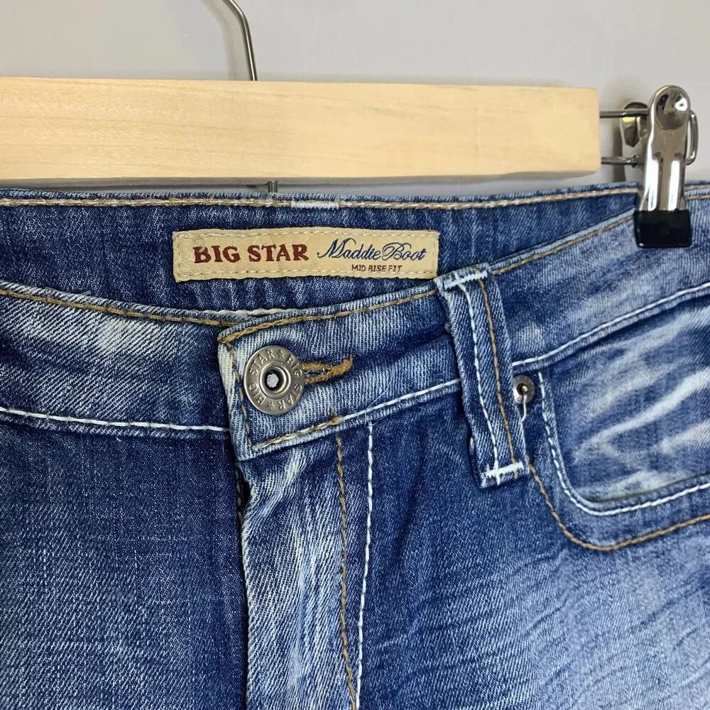 Big Star Womens Maddie Boot Mid-rise Jeans Y2K Button‎ flap Pockets Faded 33x30